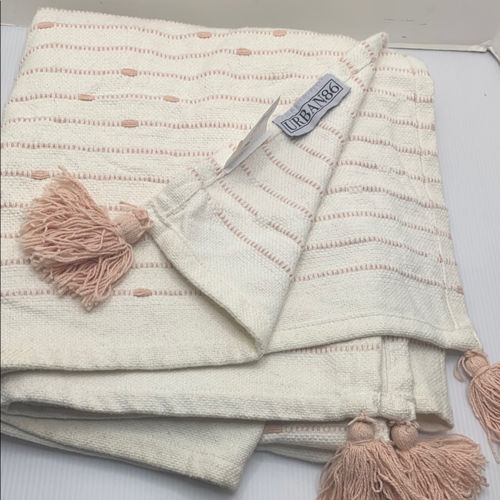 Urban86 Cream Throw Blanket with Tassels